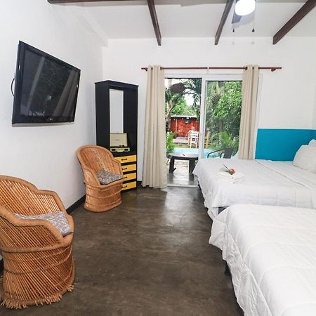 Hotel Carey Pedasi Town ภายนอก รูปภาพ